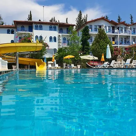 Silver Pine Hotel